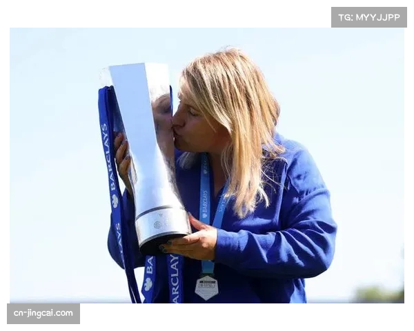 艾玛海耶斯深情缅怀旧识 足球教练承载温情不止战术